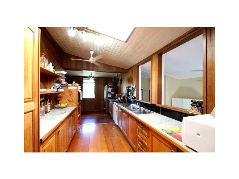 3 Owen Street, Mossman QLD 4873