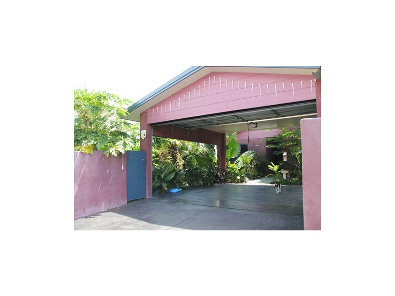 4 Kalu Close, Cooya Beach QLD 4873