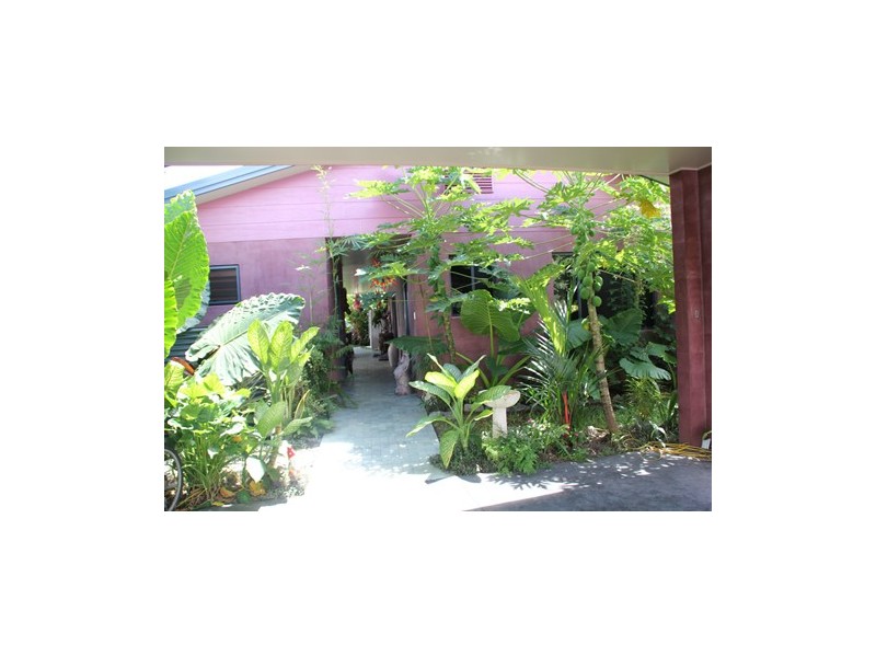 4 Kalu Close, Cooya Beach QLD 4873