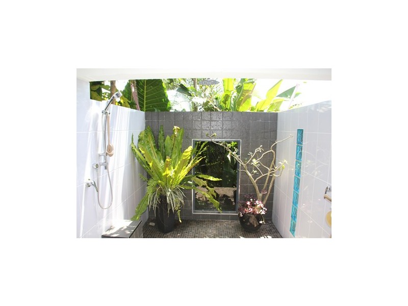 4 Kalu Close, Cooya Beach QLD 4873