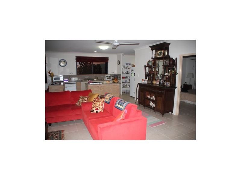 4 Kalu Close, Cooya Beach QLD 4873