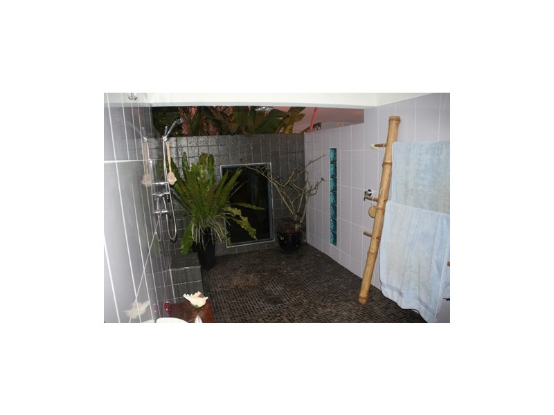 4 Kalu Close, Cooya Beach QLD 4873