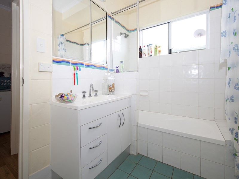 7 Billfish Close, Wonga QLD 4873