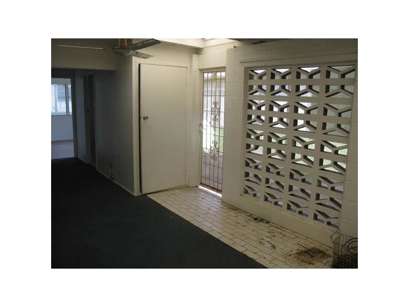 42 Marine Pde, Newell QLD 4873