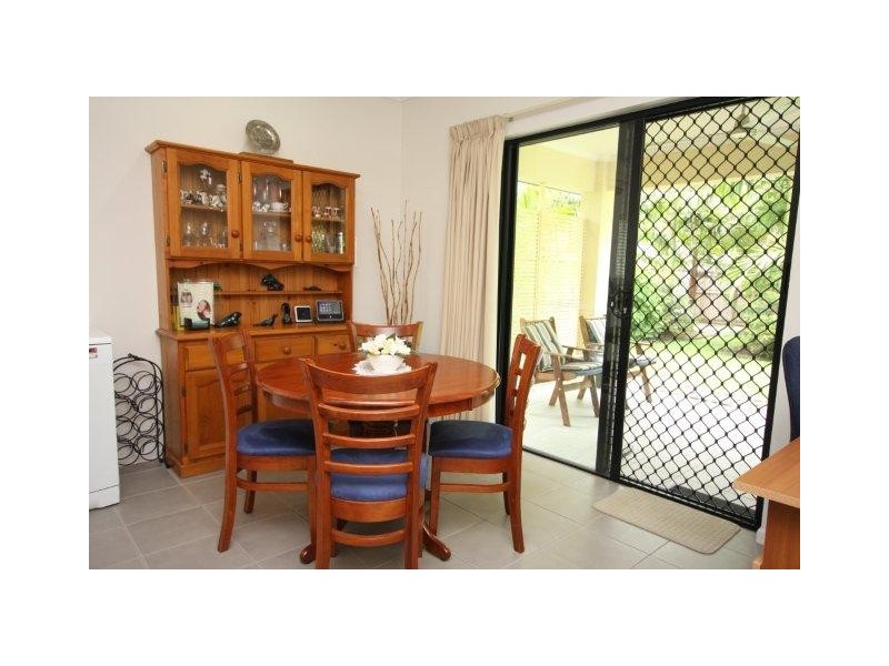 11 Forest Glen Rd, Mossman QLD 4873