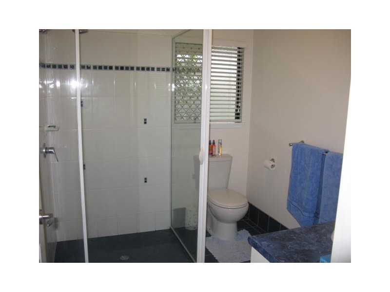 11 Forest Glen Rd, Mossman QLD 4873