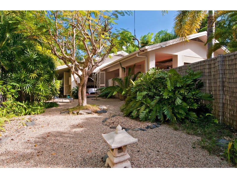 19 Coral Drive, Port Douglas QLD 4877