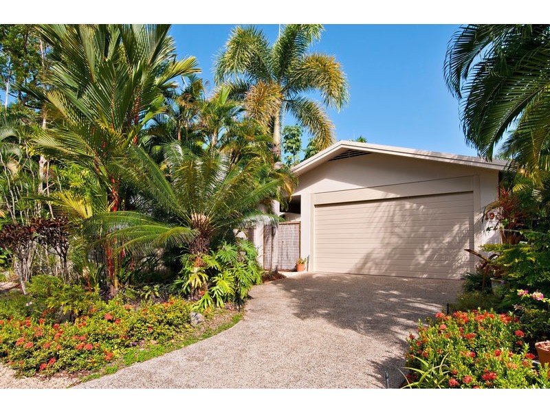 19 Coral Drive, Port Douglas QLD 4877