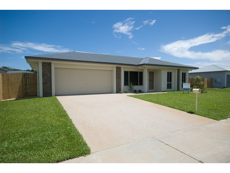 69 Snapper Island Drive, Wonga QLD 4873