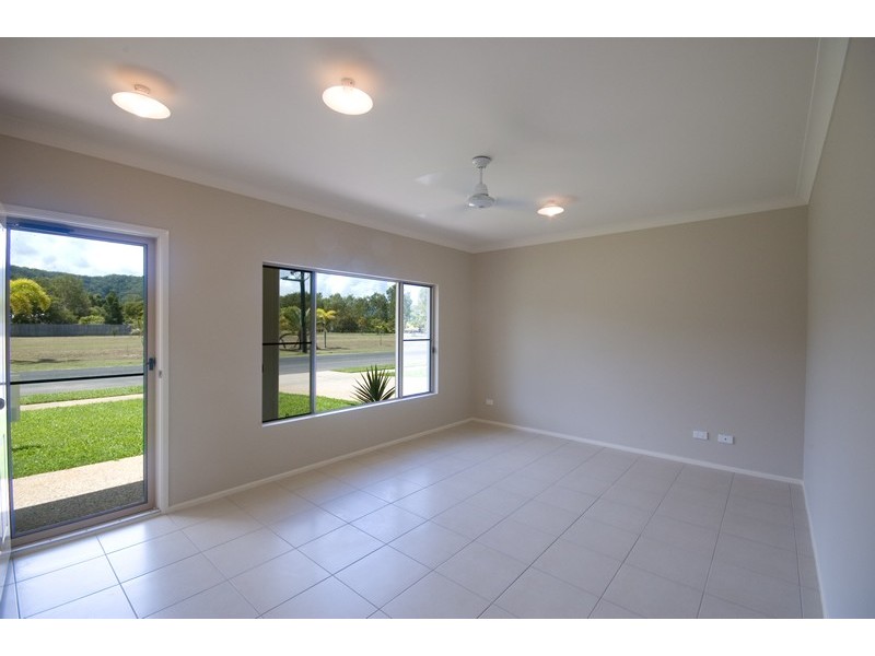 69 Snapper Island Drive, Wonga QLD 4873