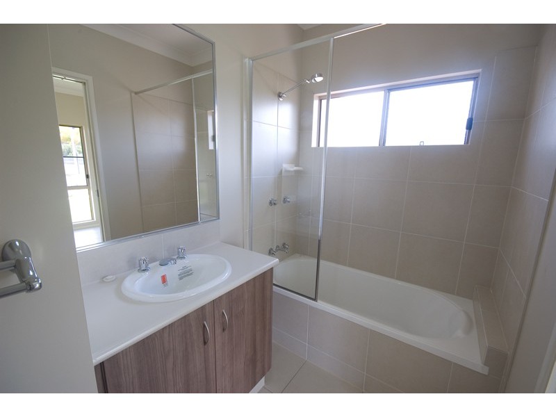 69 Snapper Island Drive, Wonga QLD 4873