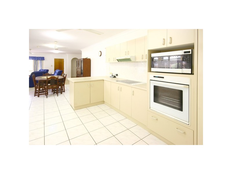 14 Harper Street, Mossman QLD 4873