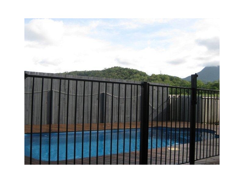 48  Johnston Road, Mossman QLD 4873