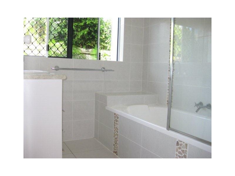 48  Johnston Road, Mossman QLD 4873