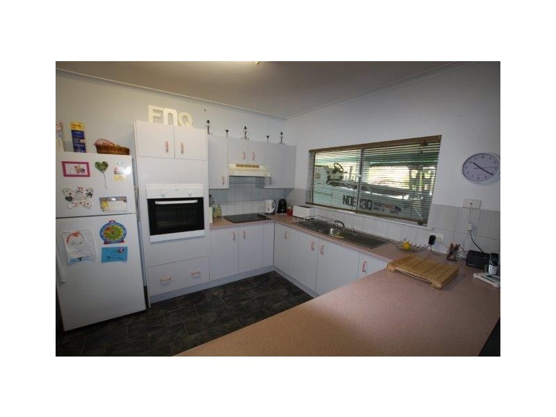 98 Marlin Drive, Wonga QLD 4873