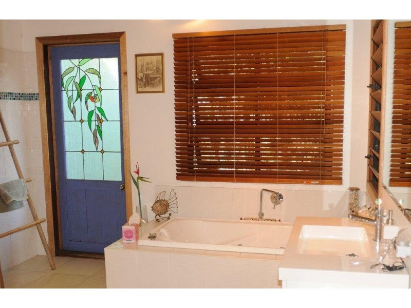 27 Nautilus Street, Port Douglas QLD 4877