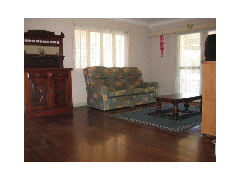 17 Maxwell Street, Mossman QLD 4873