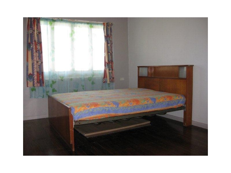 17 Maxwell Street, Mossman QLD 4873