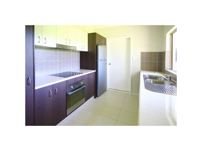 12 Snapper Island Drive, Wonga QLD 4873