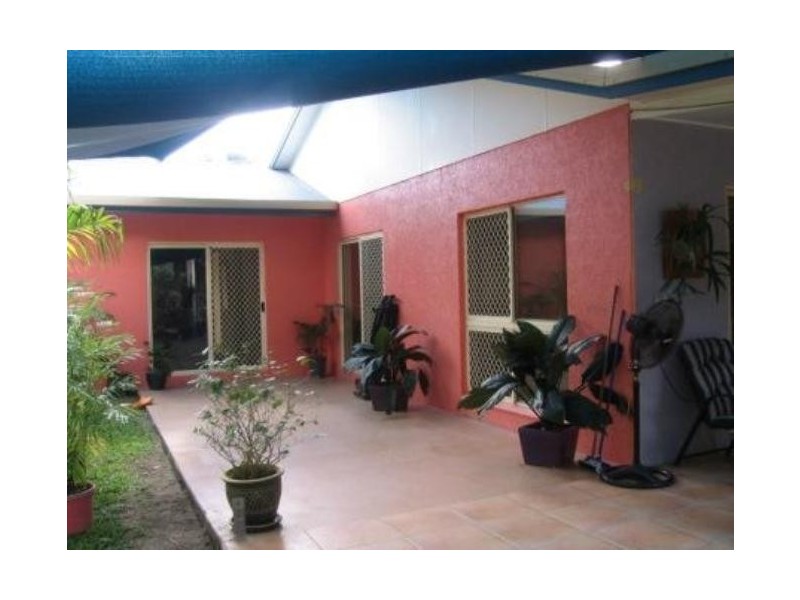 5 Dineen Close, Cooya Beach QLD 4873