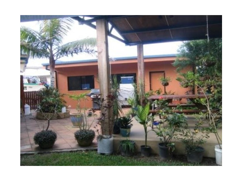 5 Dineen Close, Cooya Beach QLD 4873