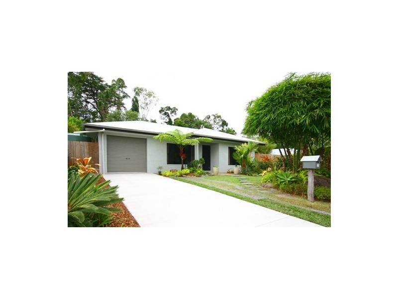 18 White Oak Ave, Mossman QLD 4873