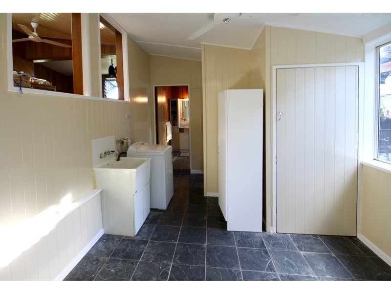 3 Owen Street, Mossman QLD 4873