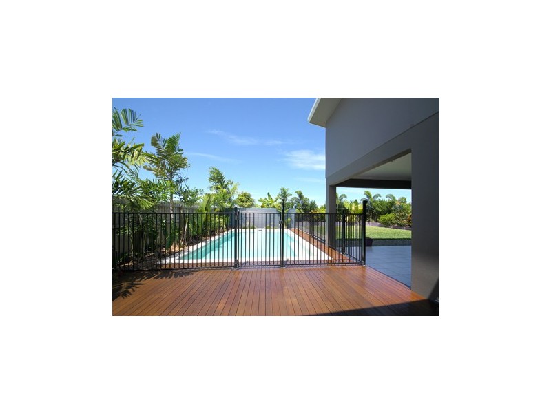 10 Dulku Close, Port Douglas QLD 4877