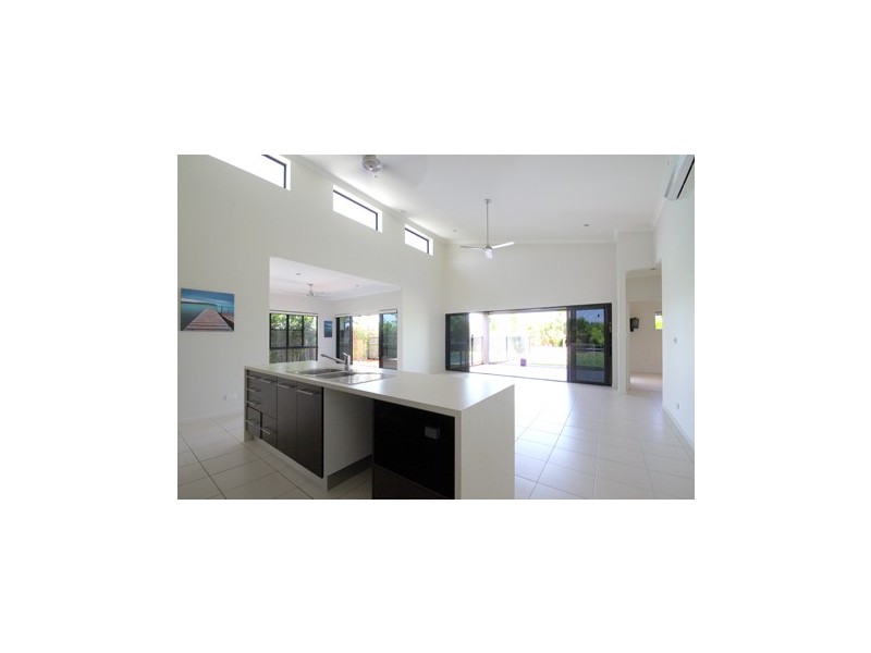 10 Dulku Close, Port Douglas QLD 4877