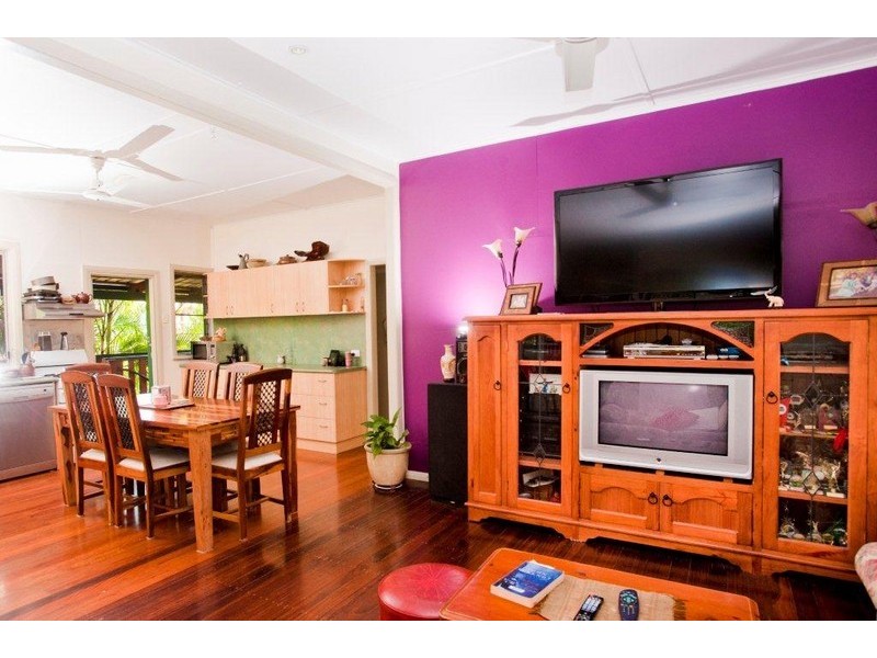 21 Foxton Avenue, Mossman QLD 4873