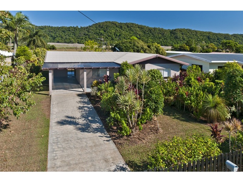 10 Snapper Island Drive, Wonga QLD 4873