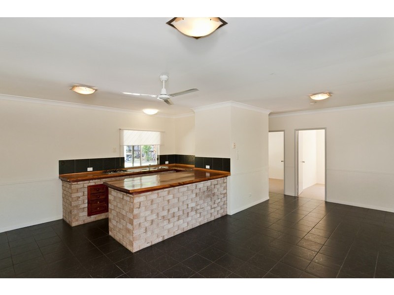 10 Snapper Island Drive, Wonga QLD 4873