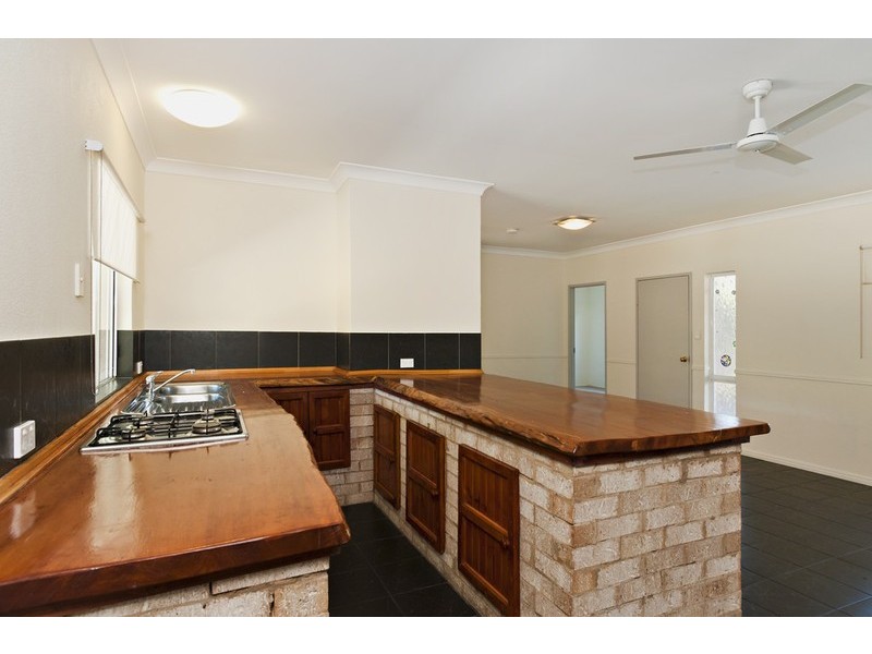 10 Snapper Island Drive, Wonga QLD 4873