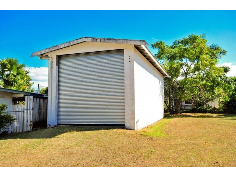 98 Marine Pde, Newell QLD 4873