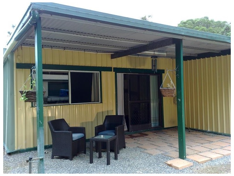 21 Forest Close FOREST CREEK, Daintree QLD 4873