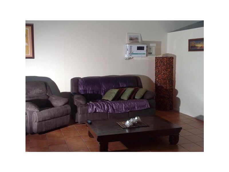 21 Forest Close FOREST CREEK, Daintree QLD 4873