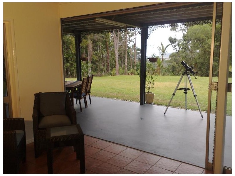 21 Forest Close FOREST CREEK, Daintree QLD 4873