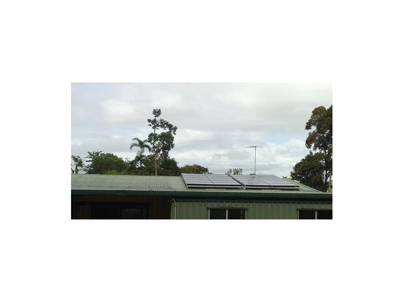 21 Forest Close FOREST CREEK, Daintree QLD 4873