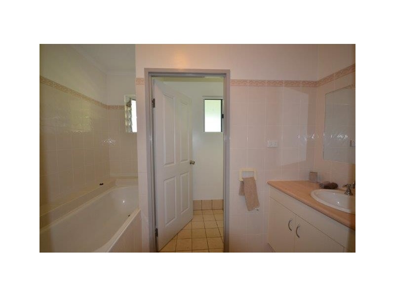 15 De Meio Drive, Wonga QLD 4873