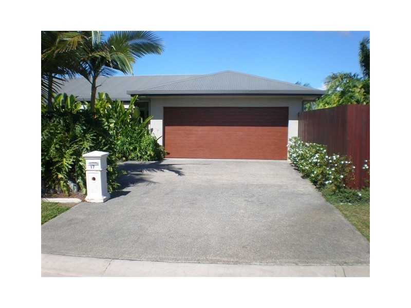 17 Shearwater Street, Port Douglas QLD 4877