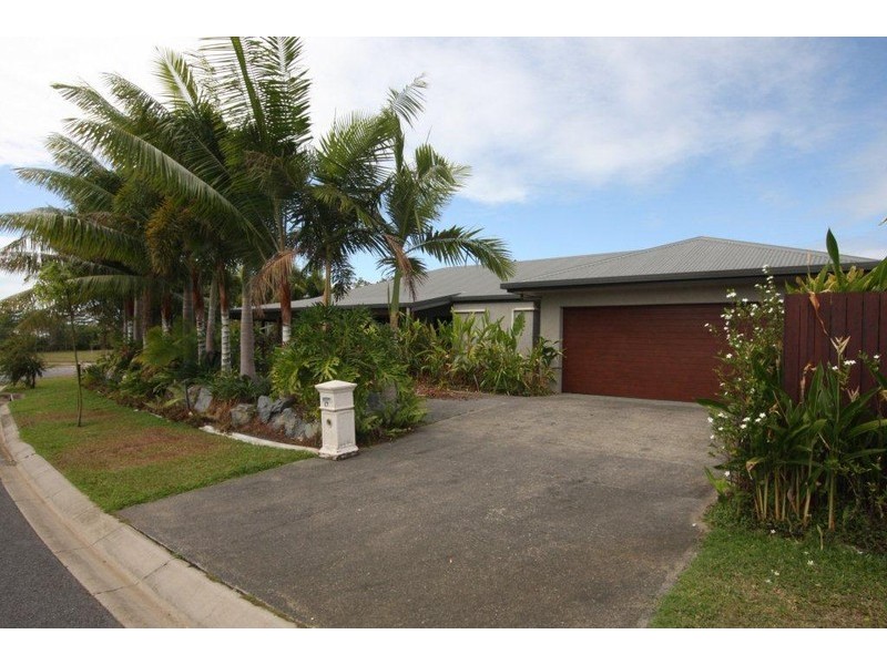 17 Shearwater Street, Port Douglas QLD 4877