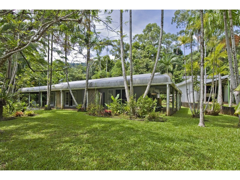 146 Wattle Close, Cow Bay QLD 4873