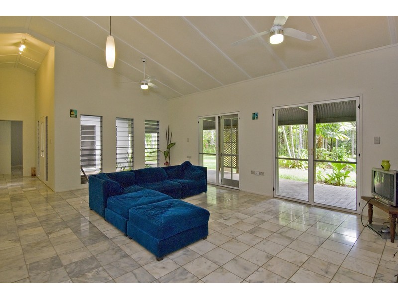 146 Wattle Close, Cow Bay QLD 4873