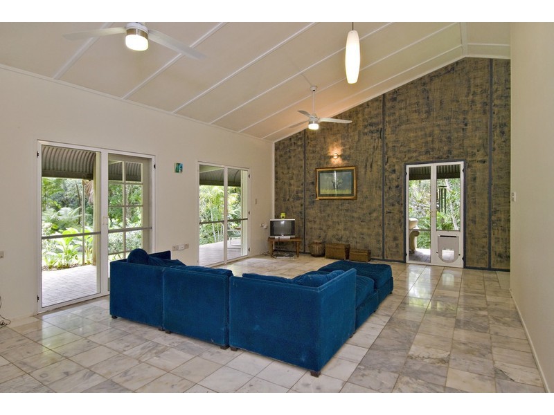 146 Wattle Close, Cow Bay QLD 4873