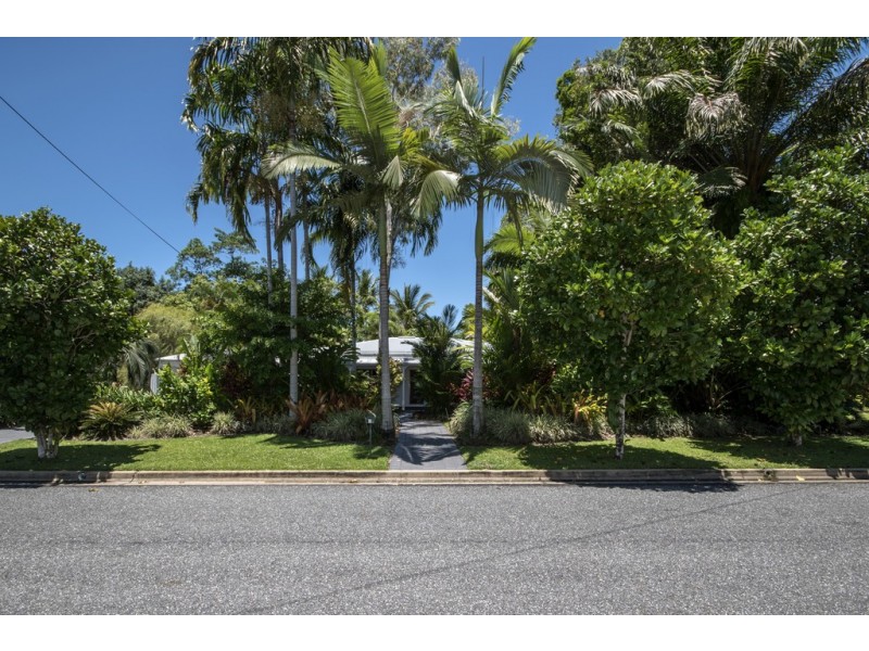 8 Limpet Ave, Port Douglas QLD 4877
