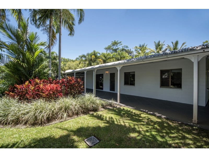 8 Limpet Ave, Port Douglas QLD 4877