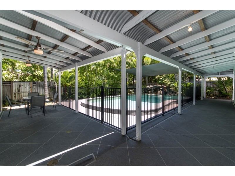 8 Limpet Ave, Port Douglas QLD 4877