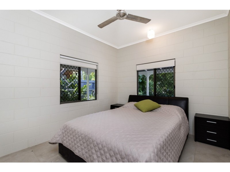 8 Limpet Ave, Port Douglas QLD 4877