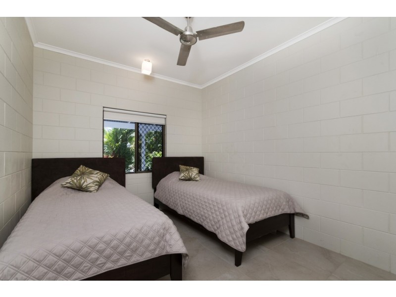 8 Limpet Ave, Port Douglas QLD 4877