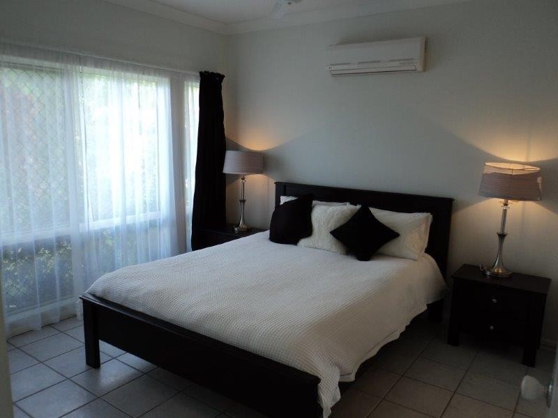 9 Forest Glen Drive, Mossman QLD 4873